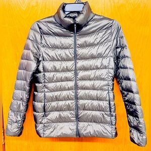 Uniqlo Women’s Puffy Jacket